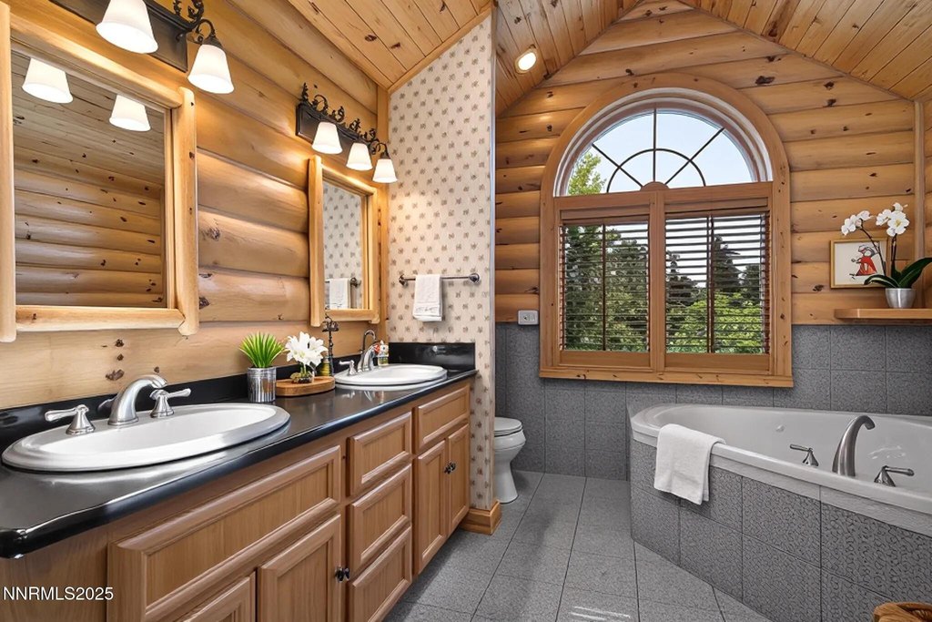 Gardnerville, Nevada, 89460, United States, 4 Bedrooms Bedrooms, ,5.5 BathroomsBathrooms,Residential,Forsale,1967394