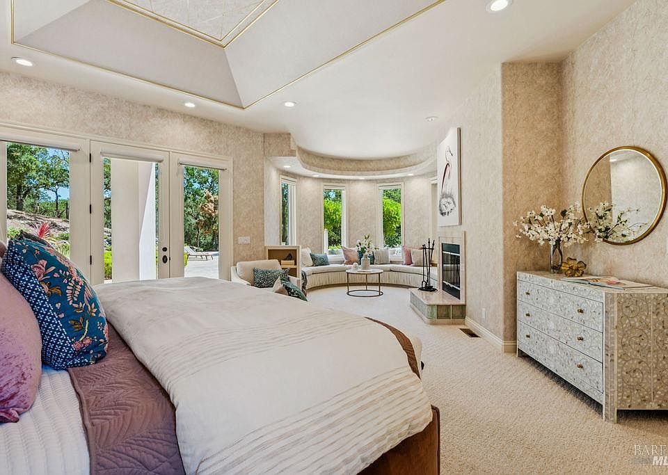 Santa Rosa, California, 95403, United States, 4 Bedrooms Bedrooms, ,4 BathroomsBathrooms,Residential,Forsale,1953137