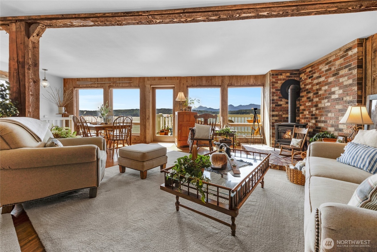 Silverdale, Washington, 98383, United States, 5 Bedrooms Bedrooms, ,3 BathroomsBathrooms,Residential,Forsale,1946238