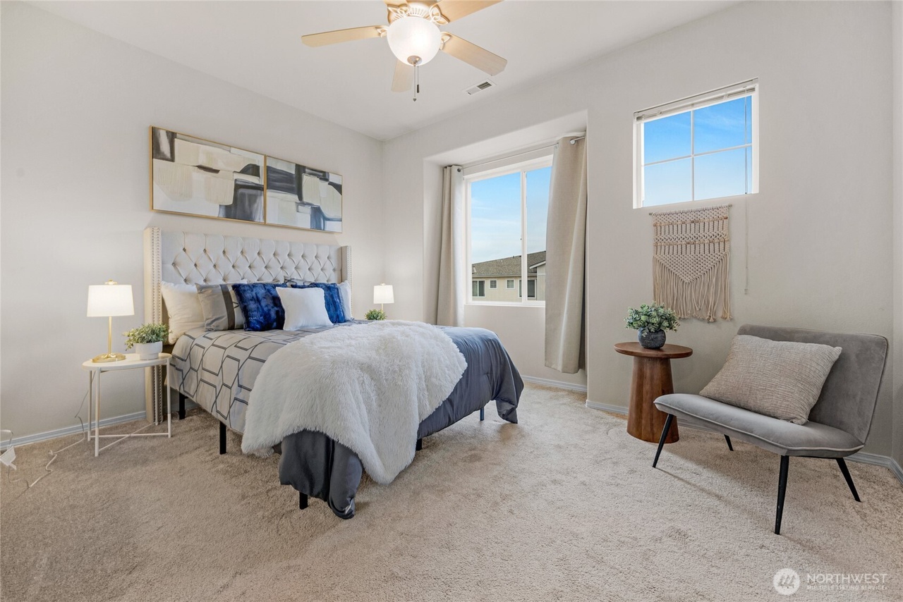 Bothell, Washington, 98012, United States, 2 Bedrooms Bedrooms, ,2 BathroomsBathrooms,Residential,Forsale,1946239