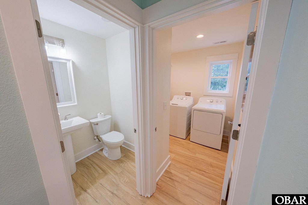 Avon, North Carolina, 27915, United States, 3 Bedrooms Bedrooms, ,2.5 BathroomsBathrooms,Residential,Forsale,2008040