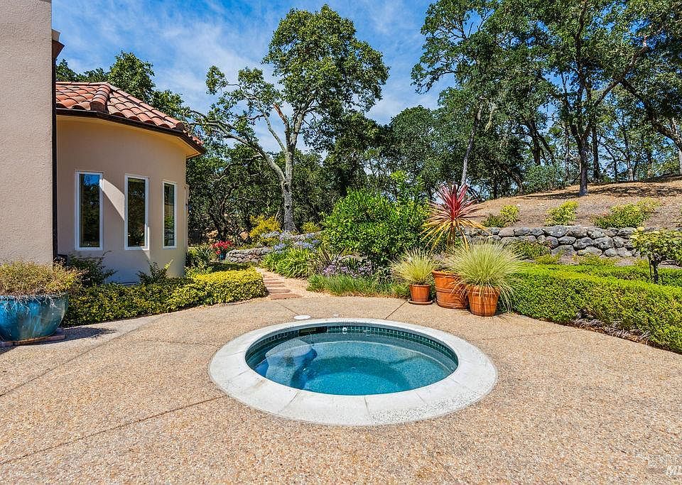 Santa Rosa, California, 95403, United States, 4 Bedrooms Bedrooms, ,4 BathroomsBathrooms,Residential,Forsale,1953137