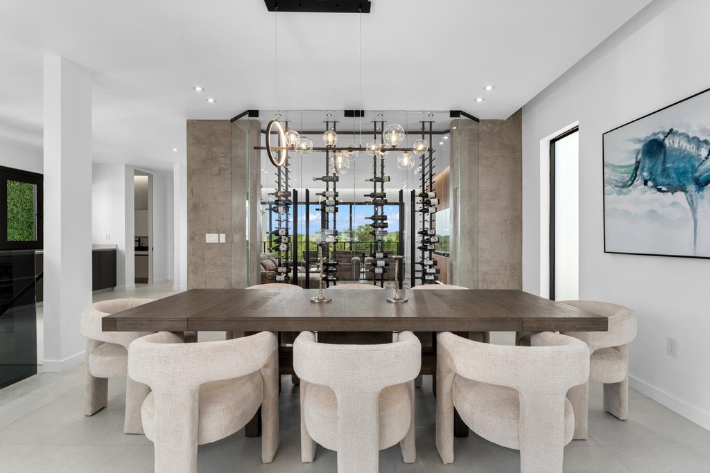 Key Largo, Florida, 33037, United States, 6 Bedrooms Bedrooms, ,5 BathroomsBathrooms,Residential,Forsale,2011107