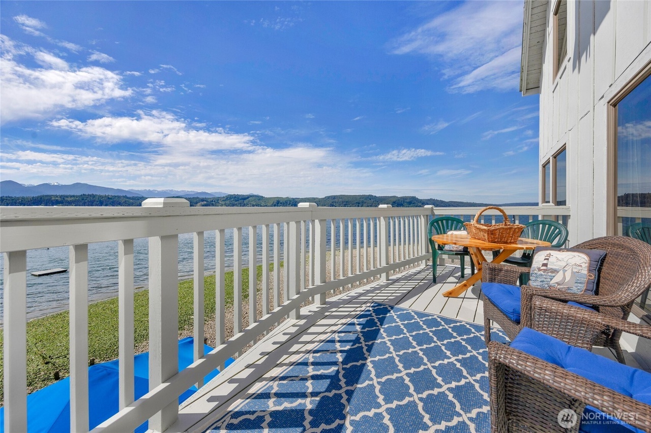 Silverdale, Washington, 98383, United States, 5 Bedrooms Bedrooms, ,3 BathroomsBathrooms,Residential,Forsale,1946238