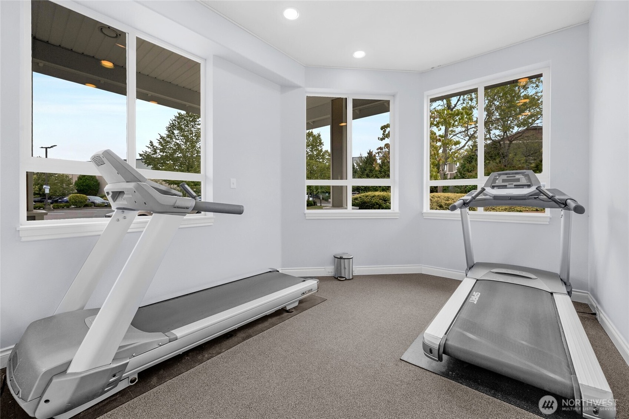 Bothell, Washington, 98012, United States, 2 Bedrooms Bedrooms, ,2 BathroomsBathrooms,Residential,Forsale,1946239