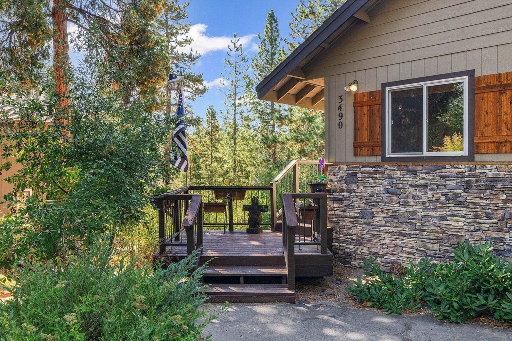 Lake Almanor, California, 96137, United States, 3 Bedrooms Bedrooms, ,2 BathroomsBathrooms,Residential,Forsale,1954170