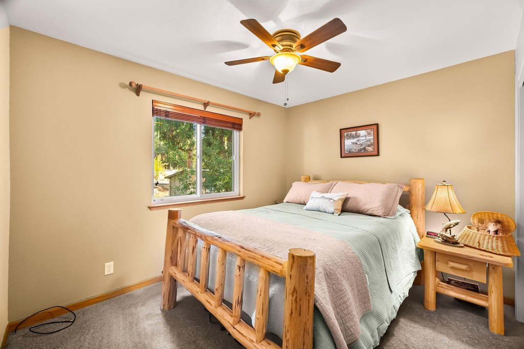 Lake Almanor, California, 96137, United States, 3 Bedrooms Bedrooms, ,2 BathroomsBathrooms,Residential,Forsale,1954170