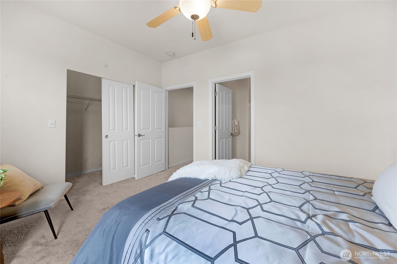 Bothell, Washington, 98012, United States, 2 Bedrooms Bedrooms, ,2 BathroomsBathrooms,Residential,Forsale,1946239