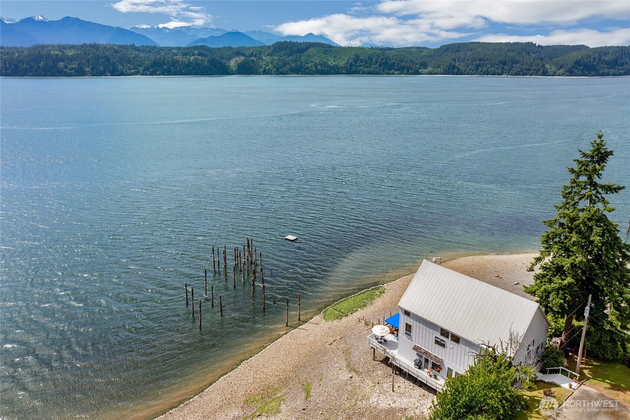 Silverdale, Washington, 98383, United States, 5 Bedrooms Bedrooms, ,3 BathroomsBathrooms,Residential,Forsale,1946238