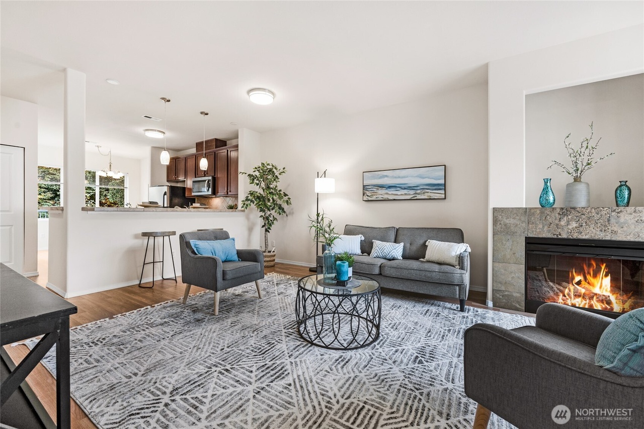 Bothell, Washington, 98012, United States, 2 Bedrooms Bedrooms, ,2 BathroomsBathrooms,Residential,Forsale,1946239