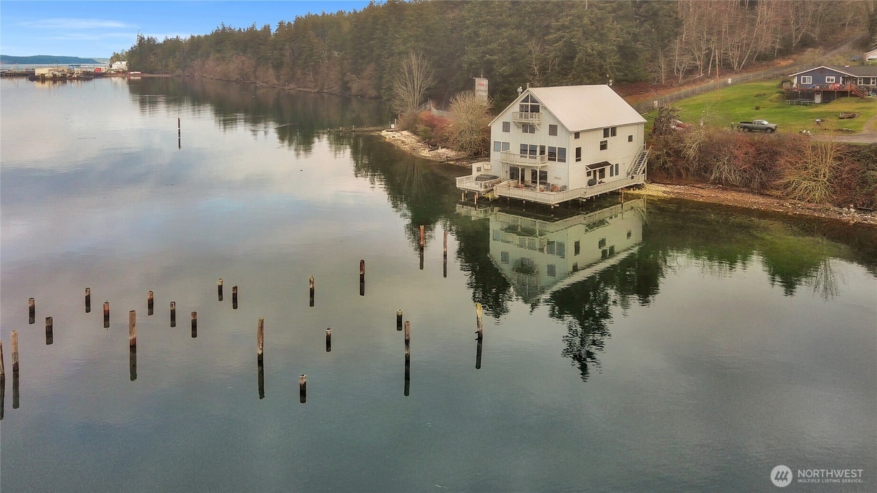 Silverdale, Washington, 98383, United States, 5 Bedrooms Bedrooms, ,3 BathroomsBathrooms,Residential,Forsale,1946238