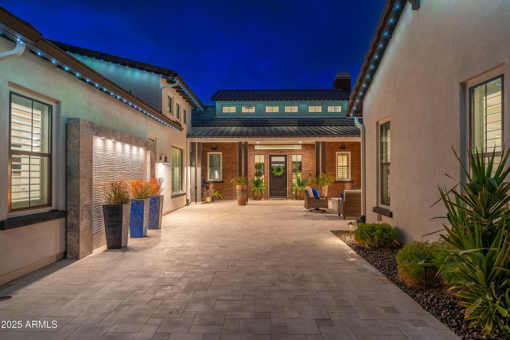 Gilbert, Arizona, 85297, United States, 6 Bedrooms Bedrooms, ,7 BathroomsBathrooms,Residential,Forsale,1953806