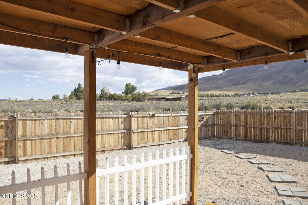 Reno, Nevada, 89508, United States, 3 Bedrooms Bedrooms, ,2 BathroomsBathrooms,Residential,Forsale,1993803