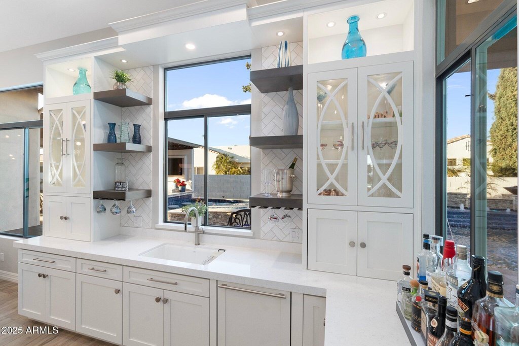 Gilbert, Arizona, 85297, United States, 6 Bedrooms Bedrooms, ,7 BathroomsBathrooms,Residential,Forsale,1953806