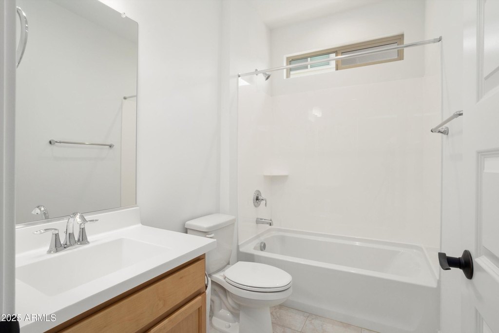 Litchfield Park, Arizona, 85340, United States, 5 Bedrooms Bedrooms, ,3 BathroomsBathrooms,Residential,Forsale,1971056