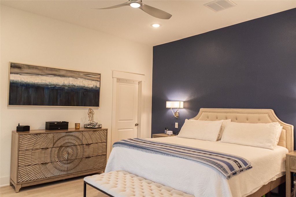 Taylor Lake Village, Texas, 77586, United States, 3 Bedrooms Bedrooms, ,2.5 BathroomsBathrooms,Residential,Forsale,1973421