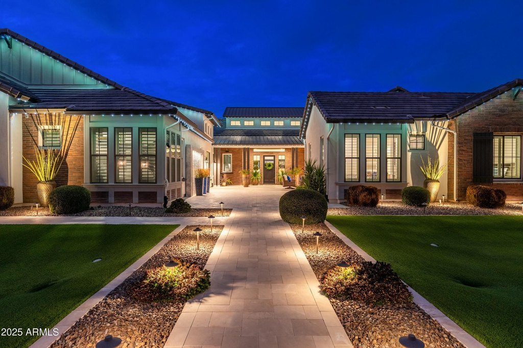 Gilbert, Arizona, 85297, United States, 6 Bedrooms Bedrooms, ,7 BathroomsBathrooms,Residential,Forsale,1953806