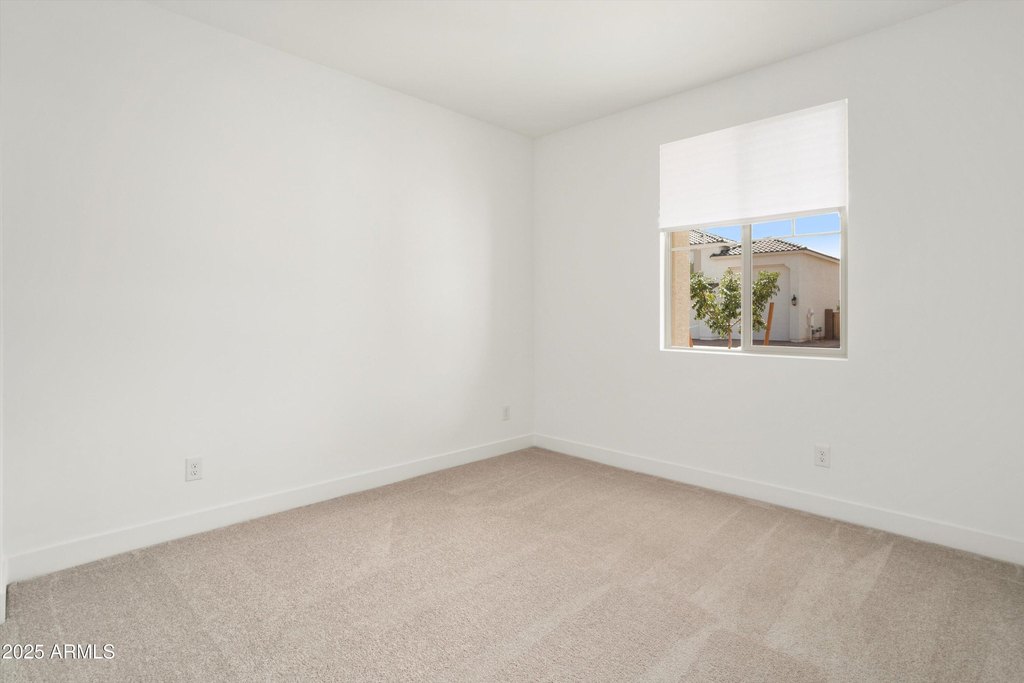 Litchfield Park, Arizona, 85340, United States, 5 Bedrooms Bedrooms, ,3 BathroomsBathrooms,Residential,Forsale,1971056