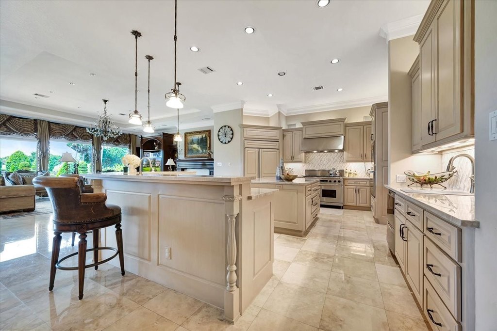 Houston, Texas, 77059, United States, 4 Bedrooms Bedrooms, ,5.5 BathroomsBathrooms,Residential,Forsale,2008439