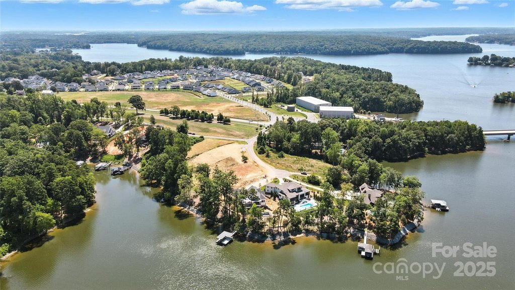 Belmont, North Carolina, 28012, United States, 4 Bedrooms Bedrooms, ,3 BathroomsBathrooms,Residential,Forsale,1985973