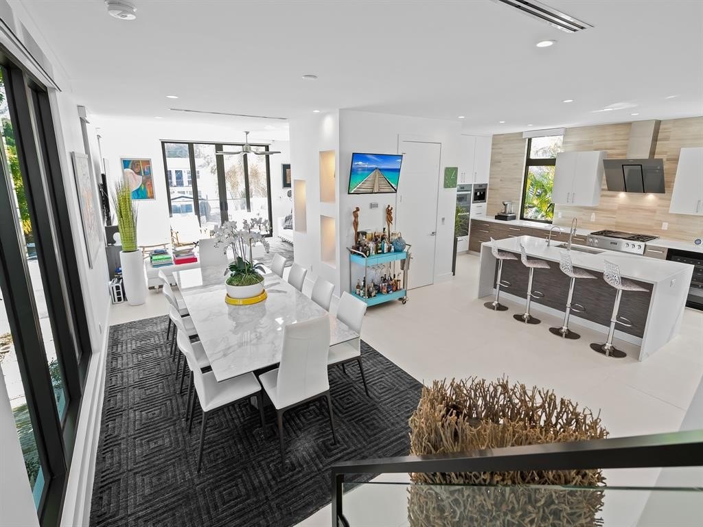 Fort Lauderdale, Florida, 33301, United States, 3 Bedrooms Bedrooms, ,3.5 BathroomsBathrooms,Residential,Forsale,1968235