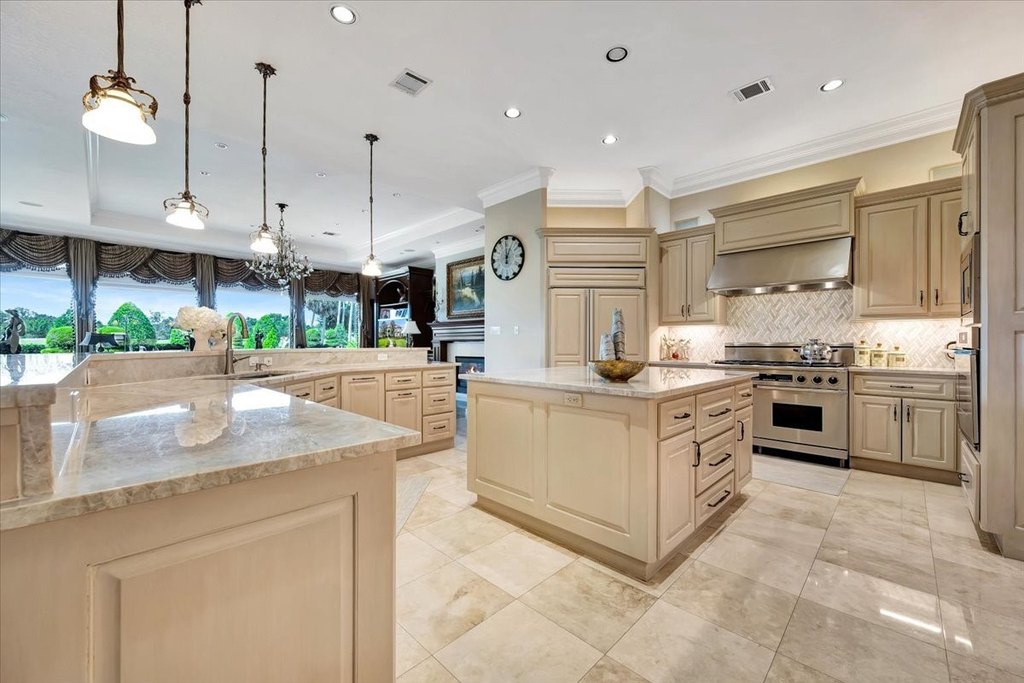 Houston, Texas, 77059, United States, 4 Bedrooms Bedrooms, ,5.5 BathroomsBathrooms,Residential,Forsale,2008439