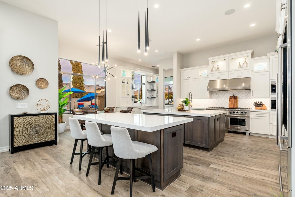 Gilbert, Arizona, 85297, United States, 6 Bedrooms Bedrooms, ,7 BathroomsBathrooms,Residential,Forsale,1953806