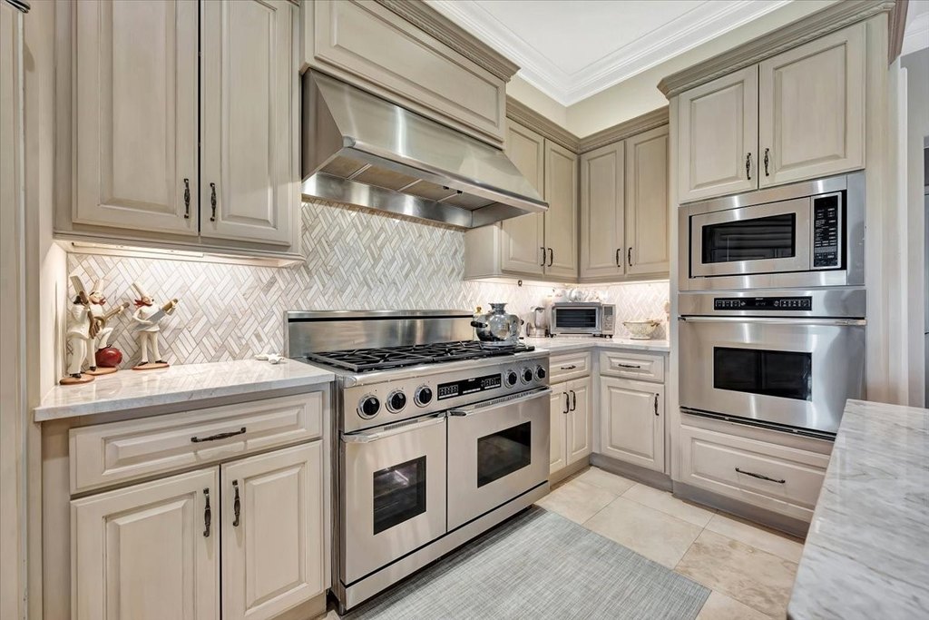 Houston, Texas, 77059, United States, 4 Bedrooms Bedrooms, ,5.5 BathroomsBathrooms,Residential,Forsale,2008439