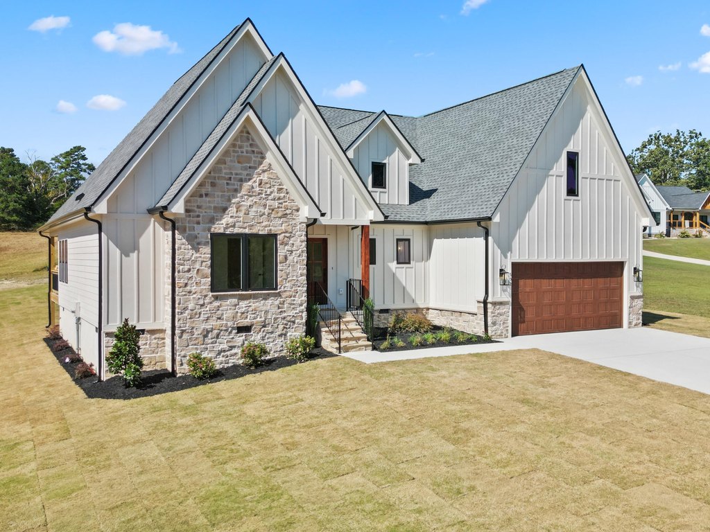 Cleveland, Tennessee, 37323, United States, 3 Bedrooms Bedrooms, ,2.5 BathroomsBathrooms,Residential,Forsale,1995338