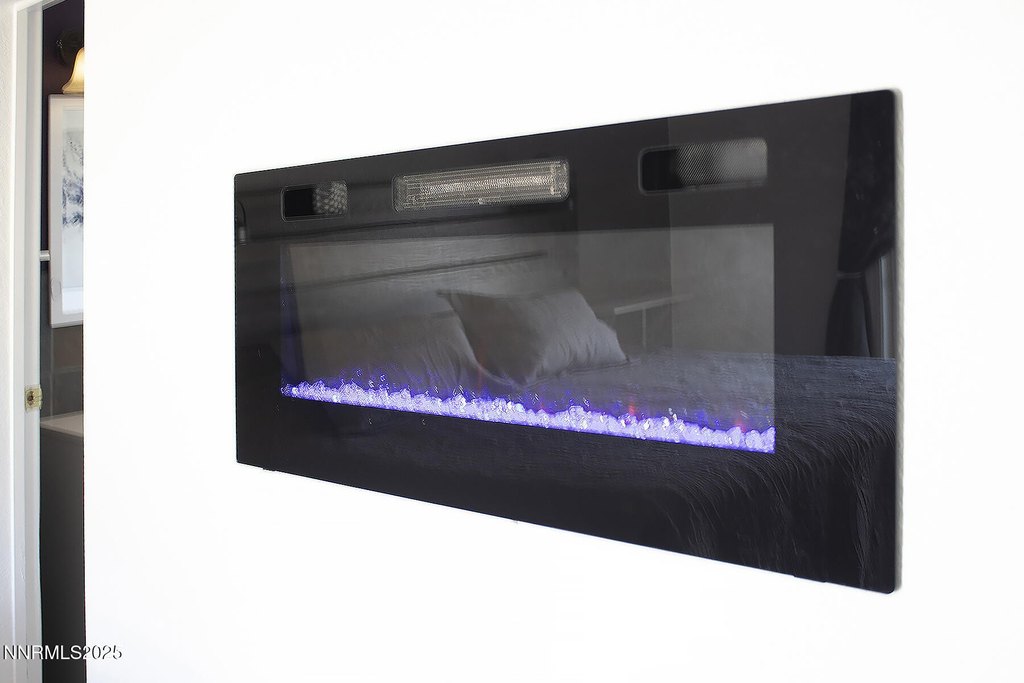 Reno, Nevada, 89508, United States, 3 Bedrooms Bedrooms, ,2 BathroomsBathrooms,Residential,Forsale,1993803