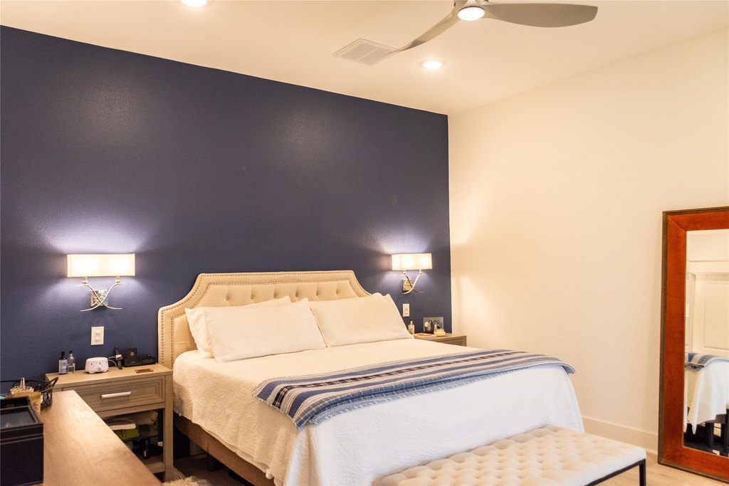 Taylor Lake Village, Texas, 77586, United States, 3 Bedrooms Bedrooms, ,2.5 BathroomsBathrooms,Residential,Forsale,1973421