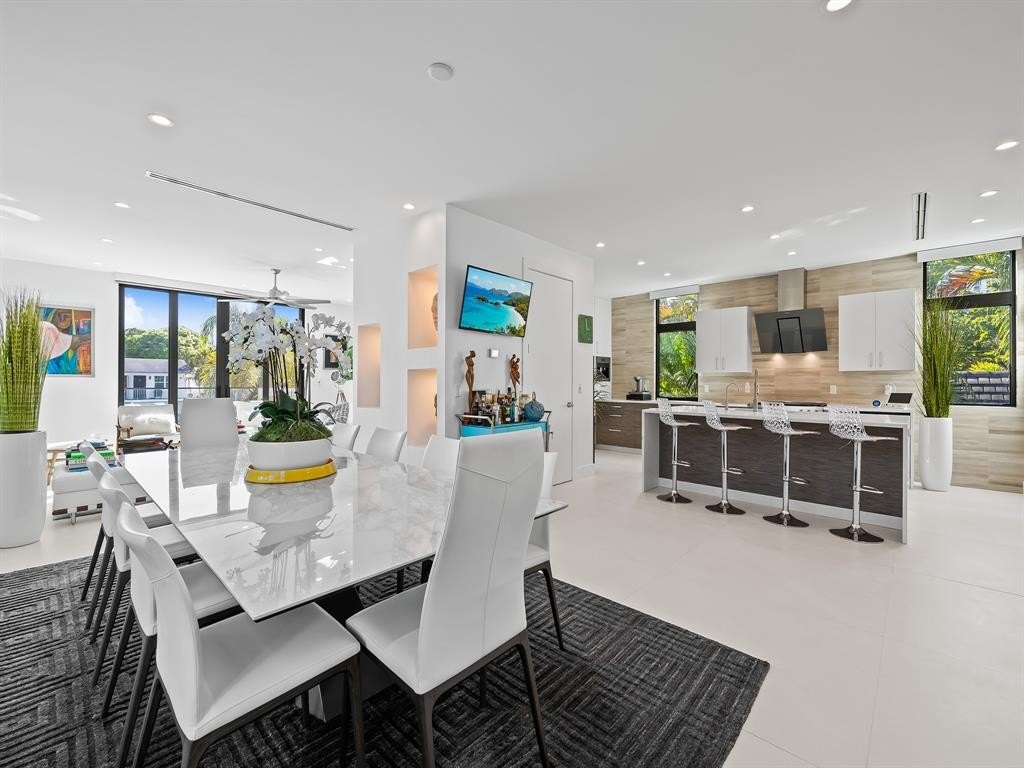 Fort Lauderdale, Florida, 33301, United States, 3 Bedrooms Bedrooms, ,3.5 BathroomsBathrooms,Residential,Forsale,1968235