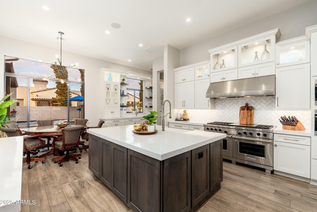 Gilbert, Arizona, 85297, United States, 6 Bedrooms Bedrooms, ,7 BathroomsBathrooms,Residential,Forsale,1953806