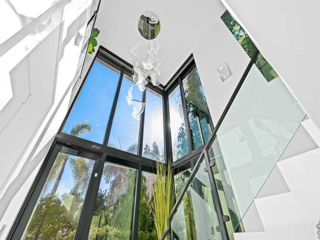 Fort Lauderdale, Florida, 33301, United States, 3 Bedrooms Bedrooms, ,3.5 BathroomsBathrooms,Residential,Forsale,1968235