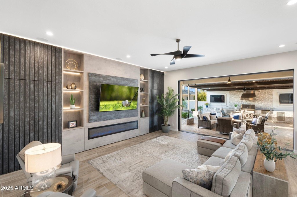 Gilbert, Arizona, 85297, United States, 6 Bedrooms Bedrooms, ,7 BathroomsBathrooms,Residential,Forsale,1953806