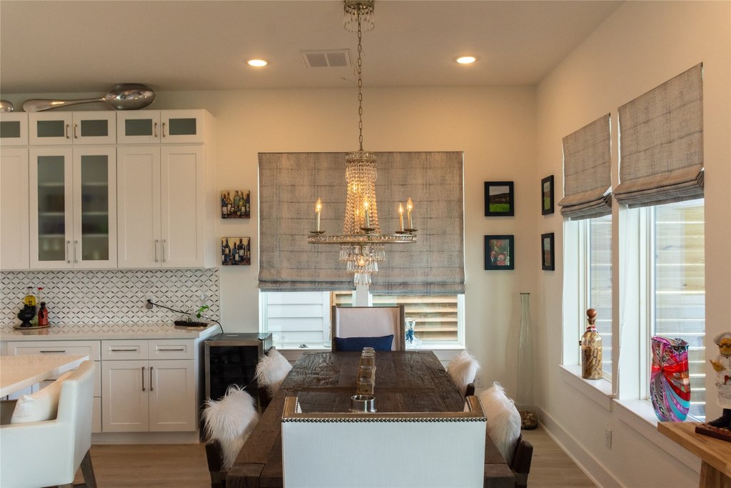 Taylor Lake Village, Texas, 77586, United States, 3 Bedrooms Bedrooms, ,2.5 BathroomsBathrooms,Residential,Forsale,1973421