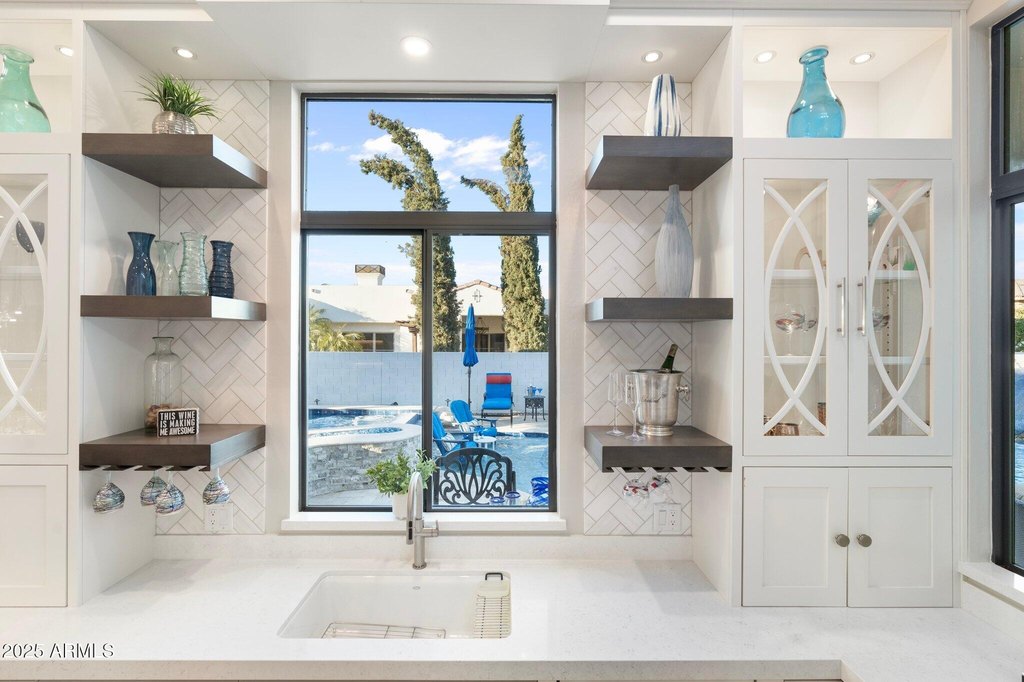 Gilbert, Arizona, 85297, United States, 6 Bedrooms Bedrooms, ,7 BathroomsBathrooms,Residential,Forsale,1953806