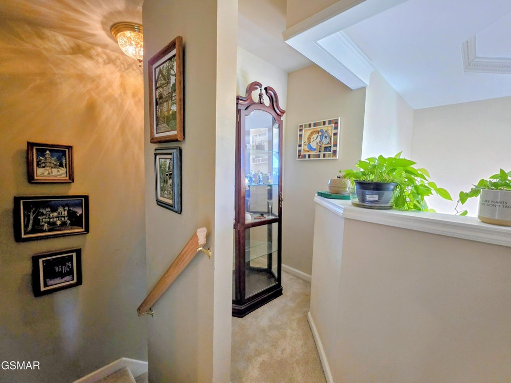 Sevierville, Tennessee, 37862, United States, 4 Bedrooms Bedrooms, ,2.5 BathroomsBathrooms,Residential,Forsale,1999382