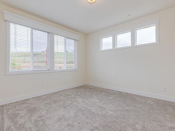 Petaluma, California, 94952, United States, 3 Bedrooms Bedrooms, ,2 BathroomsBathrooms,Residential,Forsale,1953133
