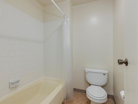 Petaluma, California, 94954, United States, 3 Bedrooms Bedrooms, ,2 BathroomsBathrooms,Residential,Forsale,1953132
