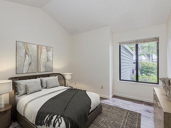 Petaluma, California, 94954, United States, 3 Bedrooms Bedrooms, ,2 BathroomsBathrooms,Residential,Forsale,1953132