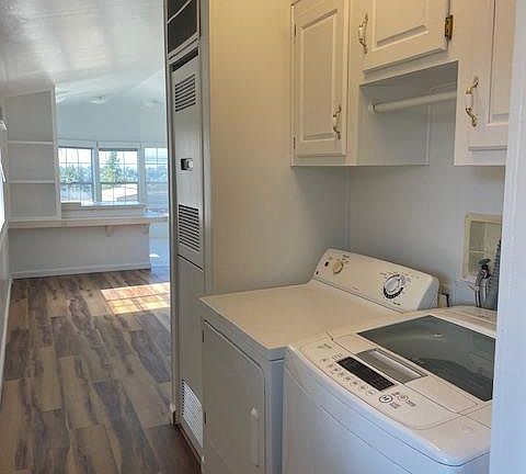 Penngrove, California, 94951, United States, 8 Bedrooms Bedrooms, ,4 BathroomsBathrooms,Residential,Forsale,1953136
