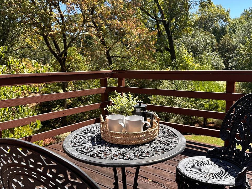 Glen Ellen, California, 95442, United States, 3 Bedrooms Bedrooms, ,2 BathroomsBathrooms,Residential,Forsale,1953138