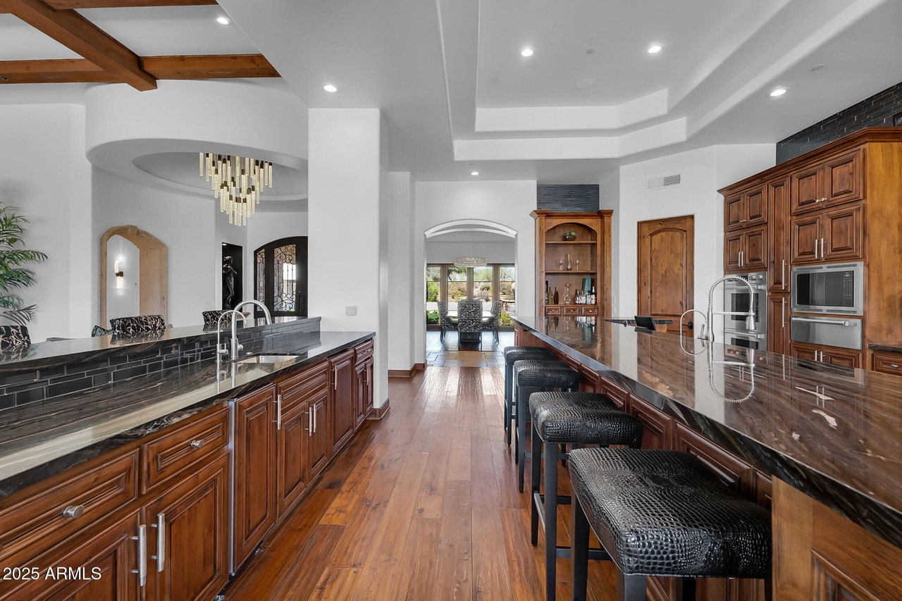 Scottsdale, Arizona, 85255, United States, 5 Bedrooms Bedrooms, ,6 BathroomsBathrooms,Residential,Forsale,1953472