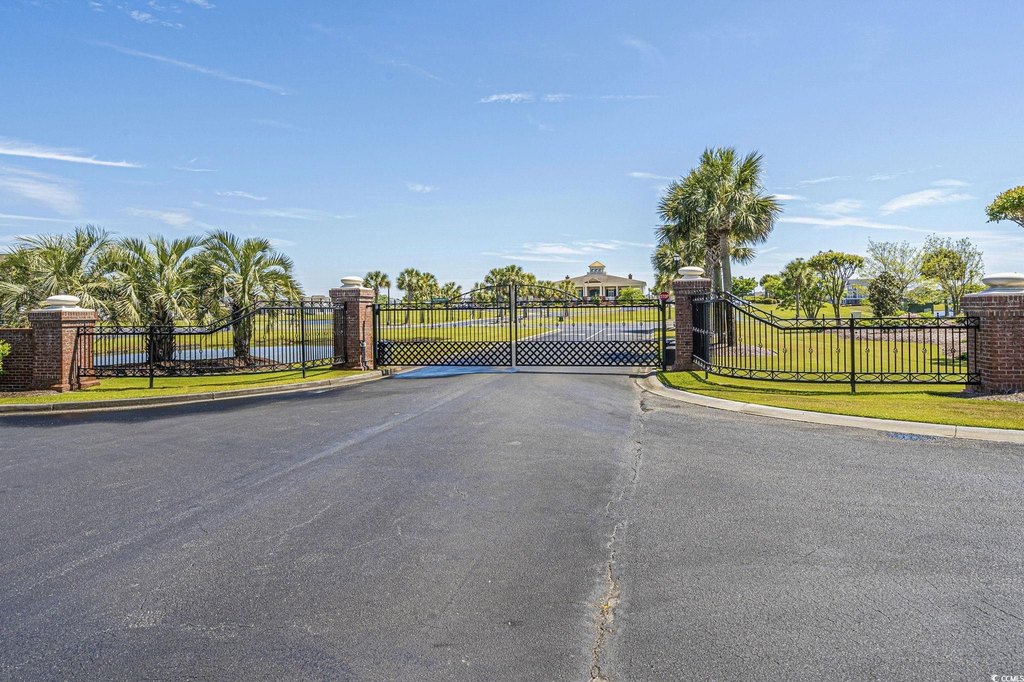 Myrtle Beach, South Carolina, 29579, United States, 5 Bedrooms Bedrooms, ,5 BathroomsBathrooms,Residential,Forsale,1965870