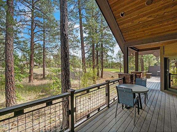 Flagstaff, Arizona, 86005, United States, 3 Bedrooms Bedrooms, ,3 BathroomsBathrooms,Residential,Forsale,1953459