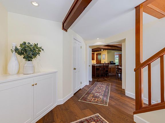 Glen Ellen, California, 95442, United States, 3 Bedrooms Bedrooms, ,2 BathroomsBathrooms,Residential,Forsale,1953138