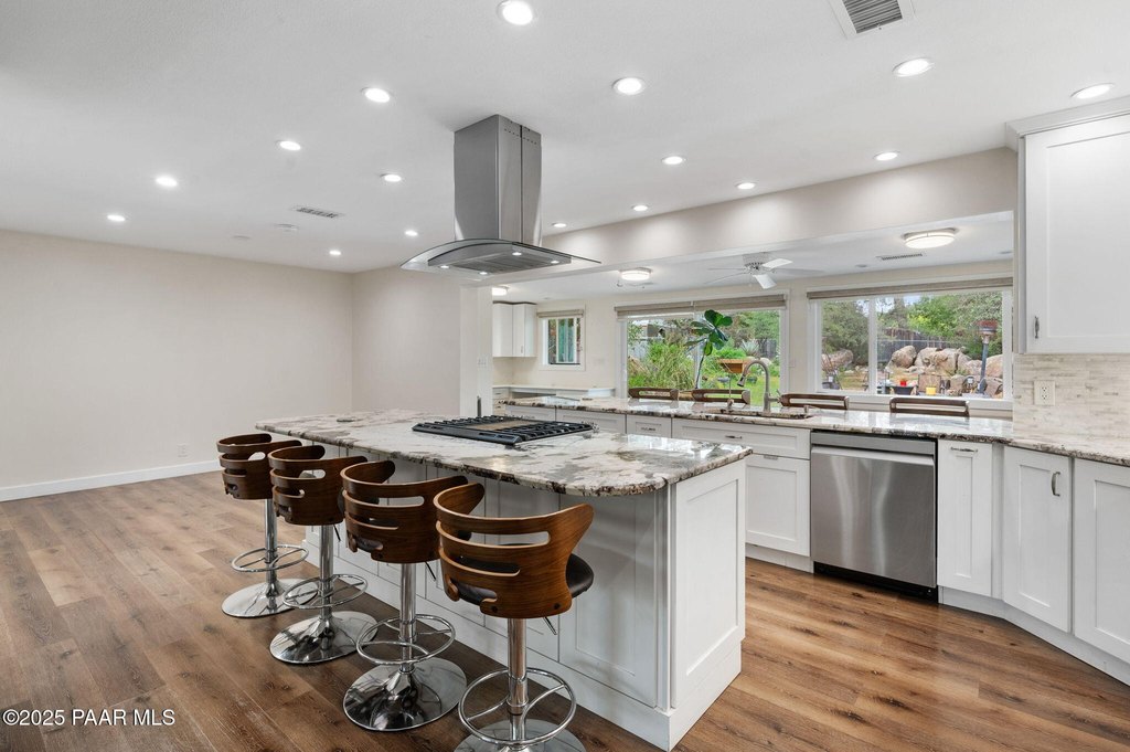 Prescott, Arizona, 86303, United States, 3 Bedrooms Bedrooms, ,2 BathroomsBathrooms,Residential,Forsale,1968224