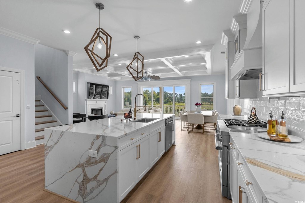 Myrtle Beach, South Carolina, 29579, United States, 5 Bedrooms Bedrooms, ,5 BathroomsBathrooms,Residential,Forsale,1965870