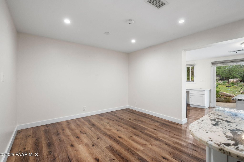 Prescott, Arizona, 86303, United States, 3 Bedrooms Bedrooms, ,2 BathroomsBathrooms,Residential,Forsale,1968224